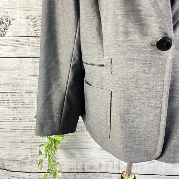 Tahari Blazer Jacket sz 16 Classic Gray Pockets Suit Career Professional Church - Picture 8 of 14